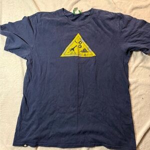 Navy 🌲 LRG Yield sign Graphic Tee MENS SZ XL